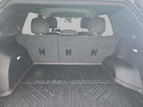 Used 2025 Chevrolet Equinox LT image 13