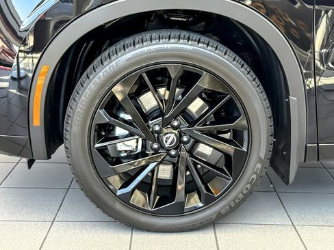 New 2026 Nissan Rogue Platinum AWD/4WD image 25