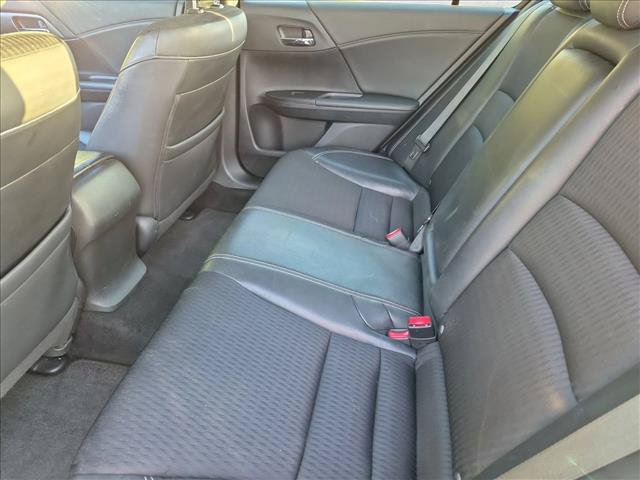 Used 2016 Honda Accord Sport image 12