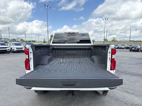 Used 2020 Chevrolet Silverado 2500 High Country AWD/4WD image 17