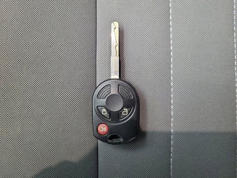 Used 2018 Ford Escape S image 32