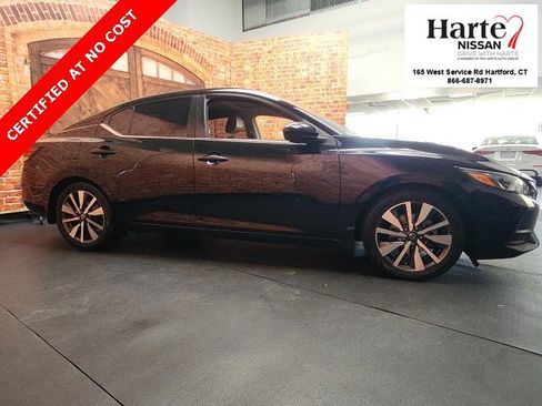Used 2021 Nissan Sentra SV w/ SV Premium Package image 2