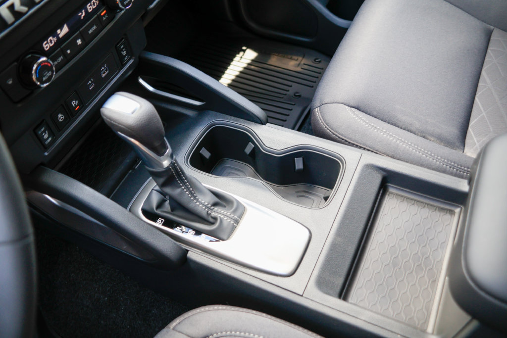 New 2026 Nissan Frontier SV w/ All-Weather Content Package RWD image 13