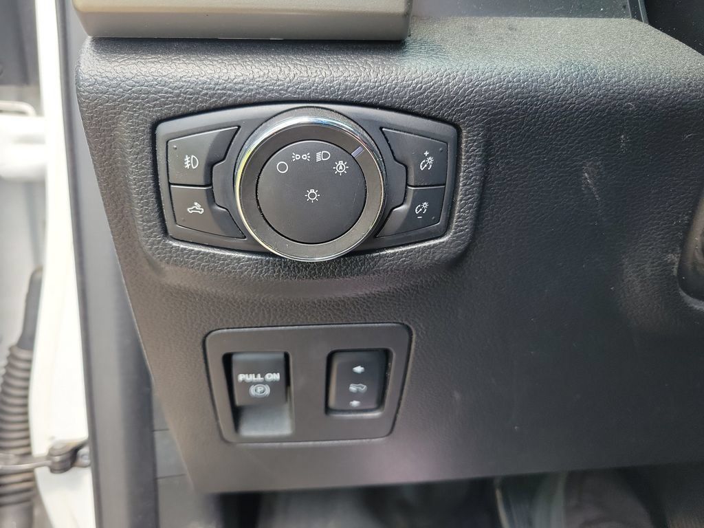 Used 2020 Ford F150 Lariat AWD/4WD image 25