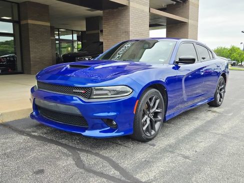 Used 2019 Dodge Charger GT w/ Blacktop Package RWD image 3