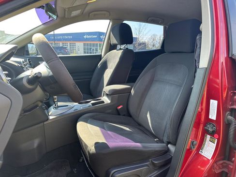 Used 2015 Nissan Rogue S w/ Convenience Package image 6