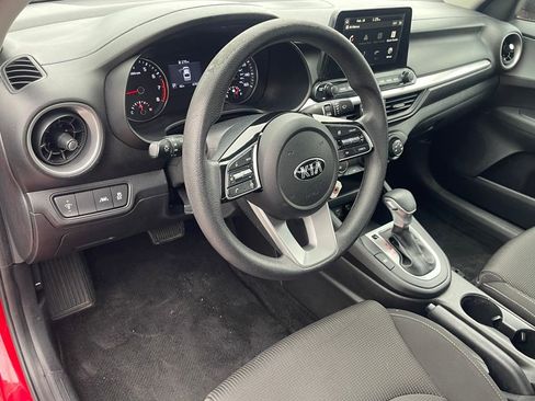 Used 2021 Kia Forte LXS image 14