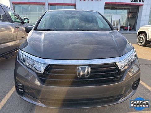 Used 2023 Honda Odyssey Touring image 14