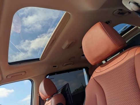 New 2026 Kia Carnival SX Prestige FWD image 22