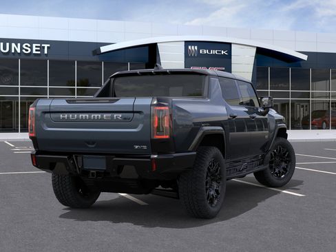 New 2026 GMC Hummer EV 4x4 Crew Cab image 4