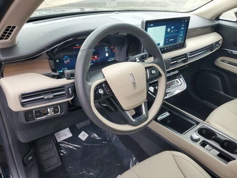 New 2026 Lincoln Corsair Reserve w/ Jet Appearance Package image 13