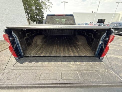 Used 2021 Chevrolet Silverado 2500 LT w/ Convenience Package AWD/4WD image 7