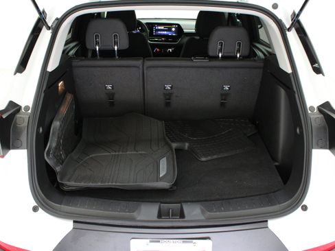 Used 2025 Chevrolet TrailBlazer LT w/ Driver Confidence Package FWD image 30
