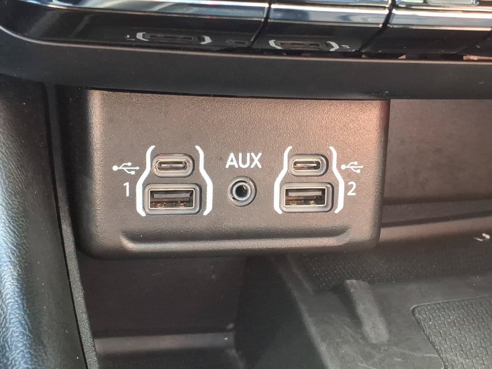 Used 2022 Dodge Durango R/T AWD/4WD image 17