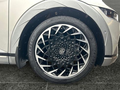 Certified 2023 Hyundai Ioniq 5 Limited image 9