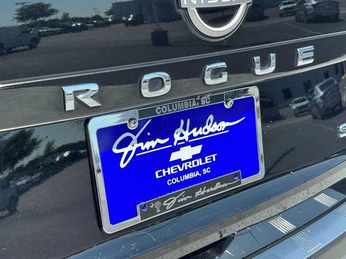 Used 2023 Nissan Rogue SV w/ SV Premium B Package FWD image 15