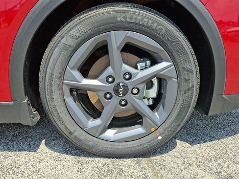 New 2025 Kia K4 LXS image 9