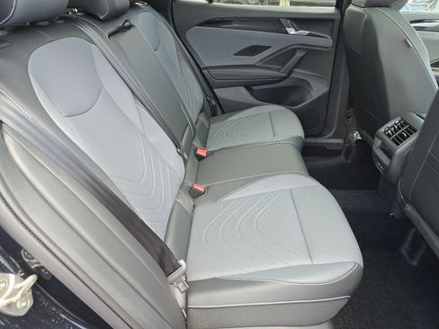 New 2026 Volkswagen Tiguan SE R-Line AWD/4WD image 13