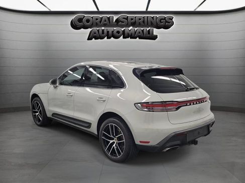 Used 2024 Porsche Macan AWD/4WD image 4