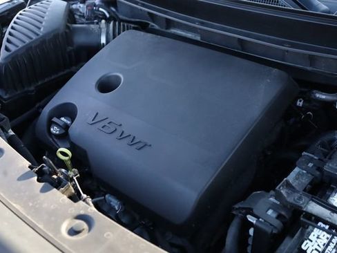 Used 2023 Buick Enclave Avenir w/ Avenir Technology Package image 9