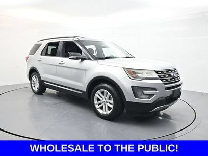 Used 2017 Ford Explorer XLT w/ Equipment Group 201A