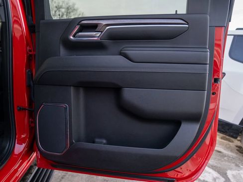 Used 2024 Chevrolet Silverado 2500 LTZ w/ LTZ Plus Package image 15