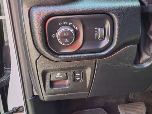 Used 2020 RAM 1500 Big Horn image 16