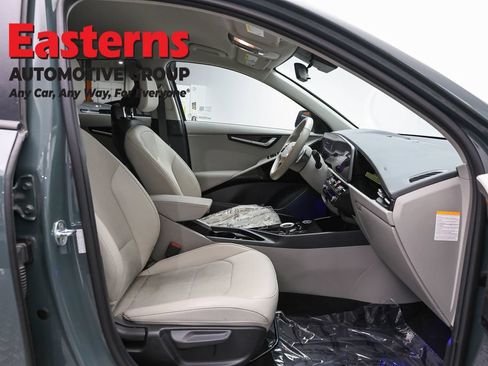 Used 2023 Kia Niro Wind w/ Wind Preserve Package FWD image 23