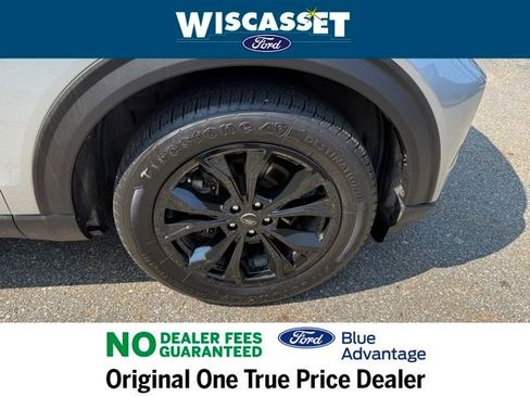 Certified 2022 Ford Explorer XLT w/ Equipment Group 202A image 34