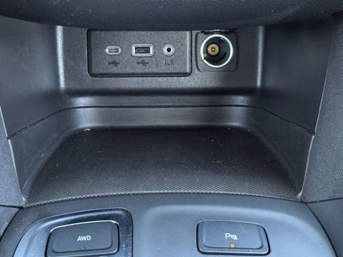 Used 2024 Chevrolet Equinox LT image 20