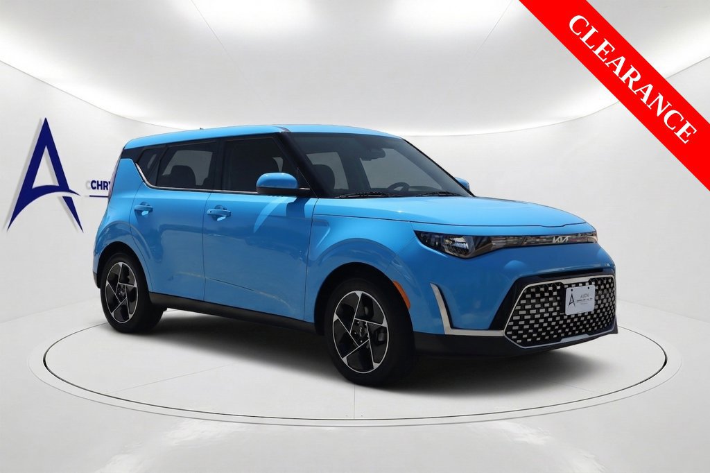 Used 2024 Kia Soul EX FWD image 3