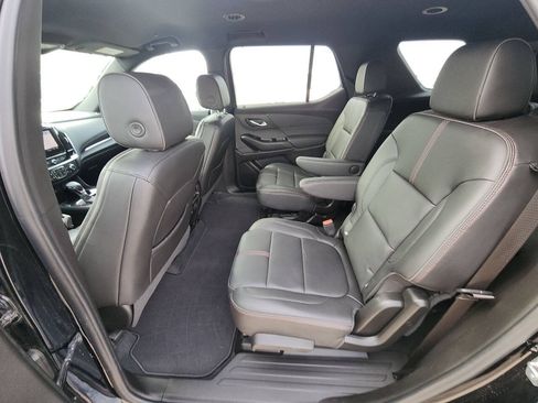 Used 2023 Chevrolet Traverse RS AWD/4WD image 36