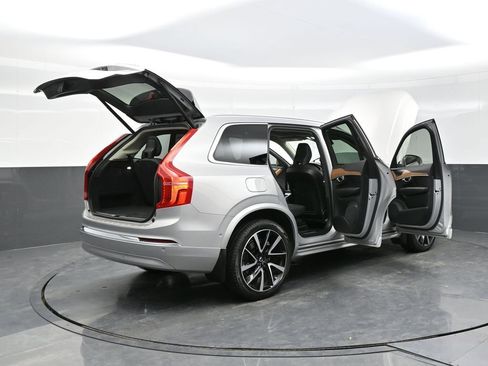 Used 2023 Volvo XC90 B6 Plus w/ Protection Package Premier AWD/4WD image 44