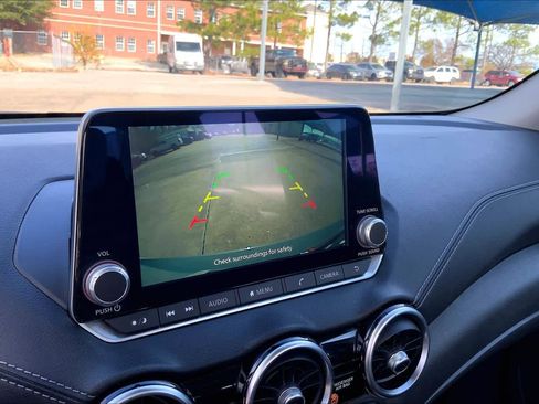 Used 2024 Nissan Sentra SV w/ All-Weather Package image 25