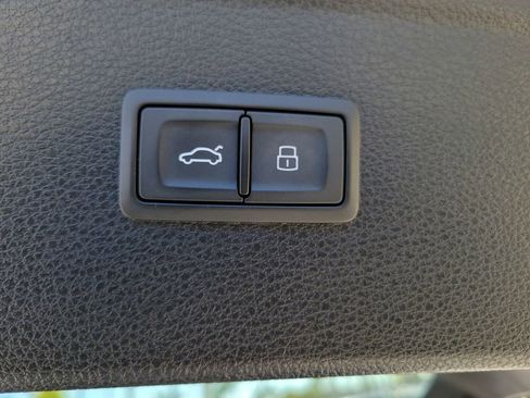 Certified 2023 Audi Q5 2.0T Premium w/ Convenience Package image 31