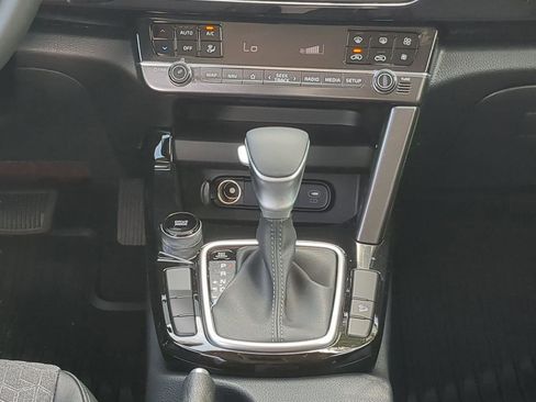 New 2026 Kia Seltos S FWD image 16