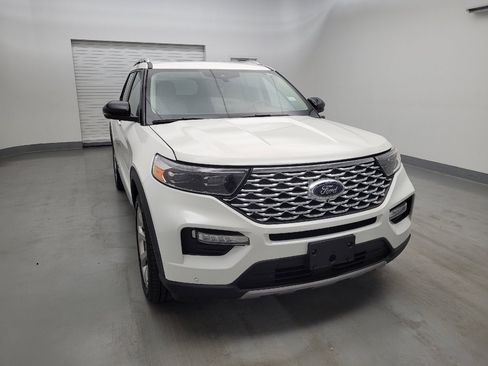 Used 2020 Ford Explorer Platinum w/ Premium Technology Package AWD/4WD image 14