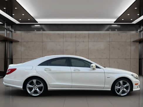 Used 2012 Mercedes-Benz CLS 550 image 10