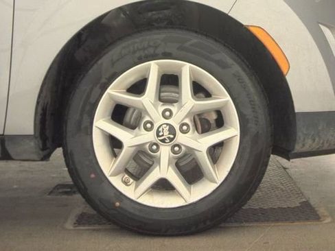 Used 2024 Kia Soul LX w/ Option Group 015 image 16