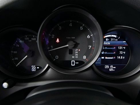 New 2026 Porsche Macan AWD/4WD image 23