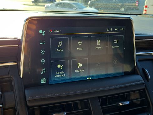 Used 2024 Chevrolet Tahoe Z71 image 19