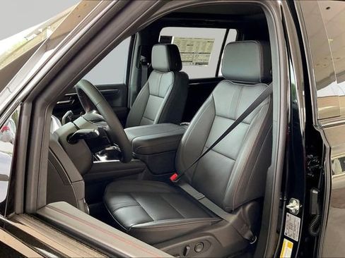 New 2026 Chevrolet Suburban RST w/ RST Capability Package AWD/4WD image 10