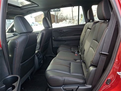 Certified 2023 Honda Passport TrailSport image 9