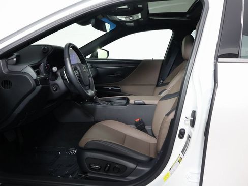 Certified 2025 Lexus ES 300h w/ Premium Package FWD image 10