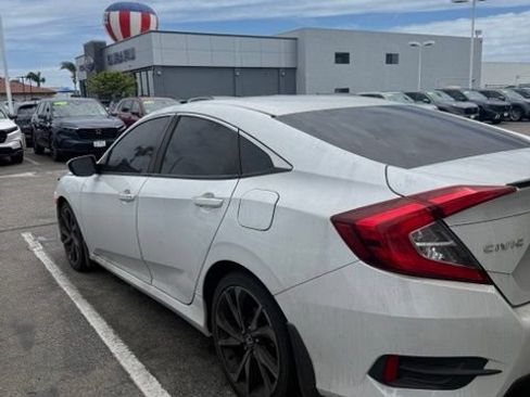 Used 2021 Honda Civic Sport image 1