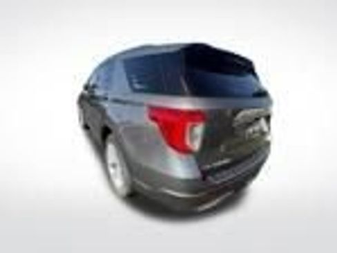 Used 2023 Ford Explorer Platinum w/ Technology Package AWD/4WD image 6