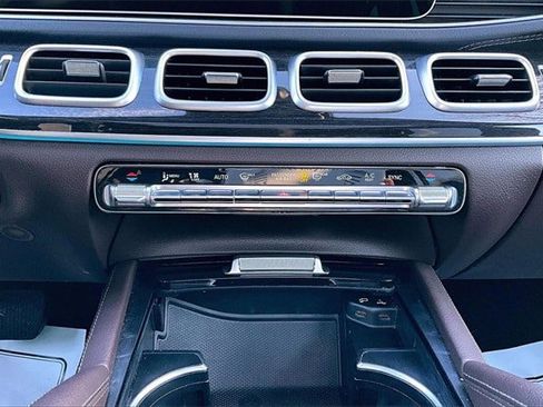 Certified 2022 Mercedes-Benz GLS 450 4MATIC image 18