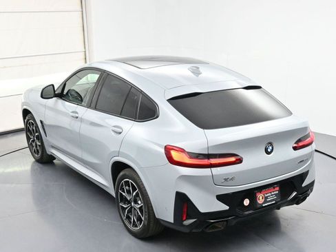 Used 2023 BMW X4 xDrive30i w/ M Sport Package AWD/4WD image 38