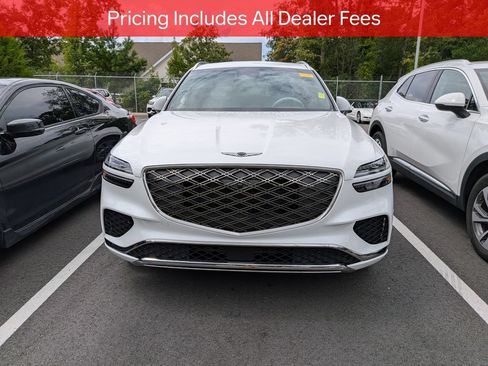 Used 2026 Genesis GV70 2.5T Advanced AWD/4WD image 2