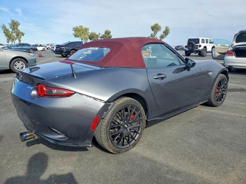 Used 2018 MAZDA MX-5 Miata Club w/ Brembo/BBS Recaro Package RWD image 3